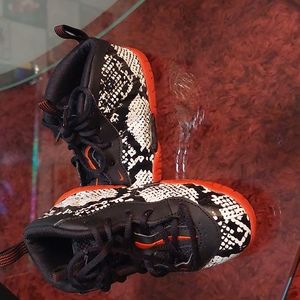 Boys Nike Posite TD Sneakers